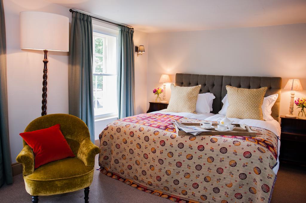 The White Hart, Overton Overton  Room photo